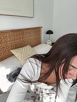 Customizable and immersive: Energize your taste buds and checkout our delicious choice of amateur cams liveshows with excited livestreamers getting their sweet physiques pounded with their beloved vibrating toys.
