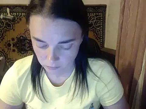 AlisaLaDiva from StripChat is Freechat
