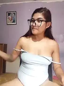 alisaram from StripChat is Freechat