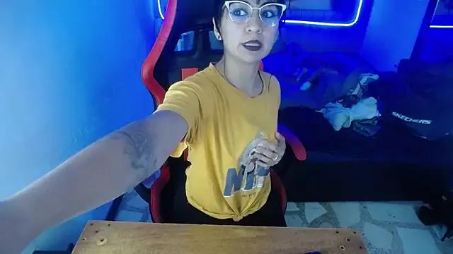 Customizable and immersive: Energize your taste buds and checkout our delicious choice of amateur cams liveshows with excited livestreamers getting their sweet physiques pounded with their beloved vibrating toys.