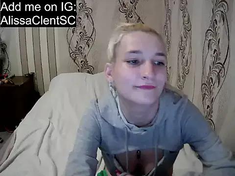 AlissaClark from StripChat is Freechat