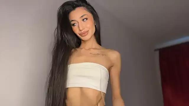 Customizable and immersive: Energize your taste buds and checkout our delicious choice of amateur cams liveshows with excited livestreamers getting their sweet physiques pounded with their beloved vibrating toys.