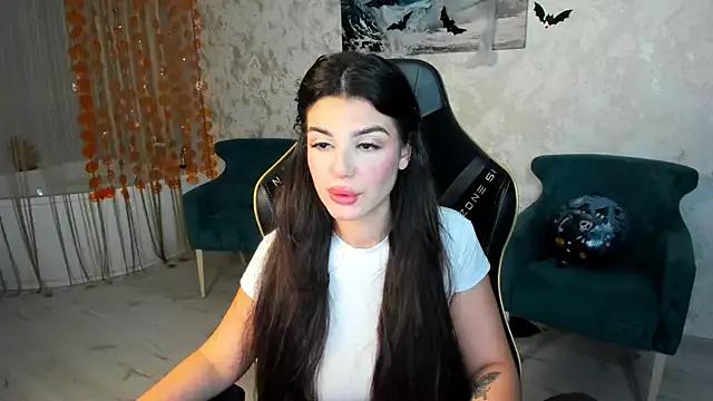 Customizable and immersive: Energize your taste buds and checkout our delicious choice of amateur cams liveshows with excited livestreamers getting their sweet physiques pounded with their beloved vibrating toys.