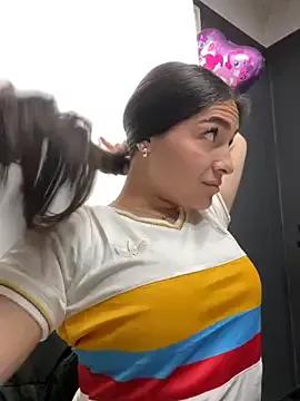 Customizable and immersive: Energize your taste buds and checkout our delicious choice of amateur cams liveshows with excited livestreamers getting their sweet physiques pounded with their beloved vibrating toys.