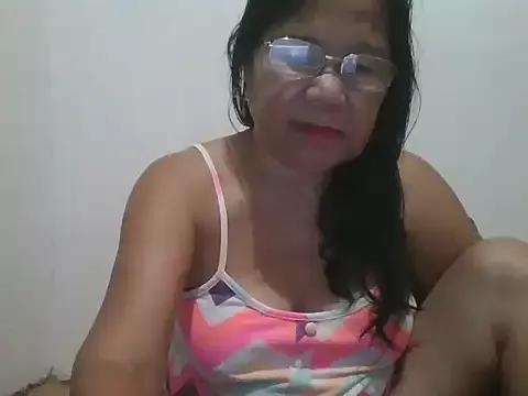 AMANDA99X from StripChat is Freechat