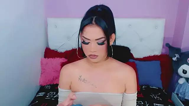 Customizable and immersive: Energize your taste buds and checkout our delicious choice of amateur cams liveshows with excited livestreamers getting their sweet physiques pounded with their beloved vibrating toys.