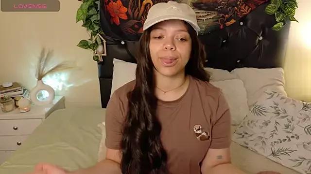 Customizable and immersive: Energize your taste buds and checkout our delicious choice of amateur cams liveshows with excited livestreamers getting their sweet physiques pounded with their beloved vibrating toys.