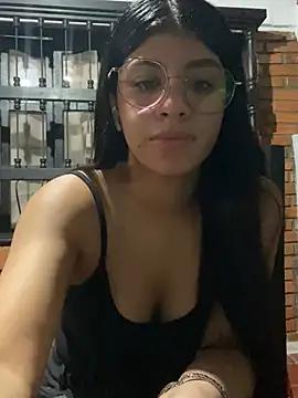 AmandaBrooks_18 from StripChat