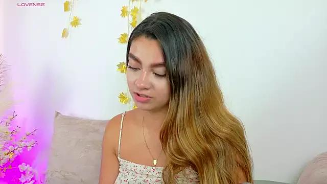 Ambar_Carter from StripChat is Freechat