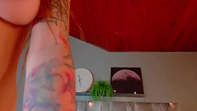 AmbarHills_1 from StripChat is Freechat