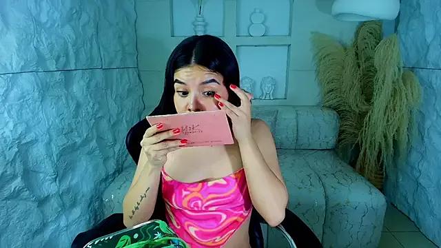 Customizable and immersive: Energize your taste buds and checkout our delicious choice of amateur cams liveshows with excited livestreamers getting their sweet physiques pounded with their beloved vibrating toys.