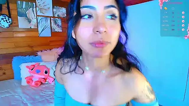 Customizable and immersive: Energize your taste buds and checkout our delicious choice of amateur cams liveshows with excited livestreamers getting their sweet physiques pounded with their beloved vibrating toys.