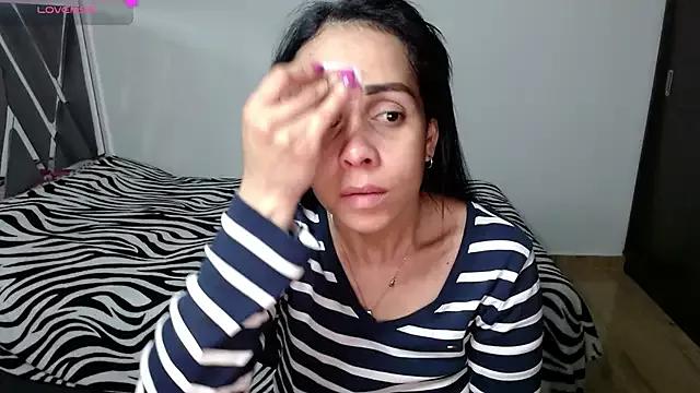 Amber_Lovely from StripChat is Freechat