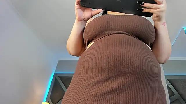 Customizable and immersive: Energize your taste buds and checkout our delicious choice of amateur cams liveshows with excited livestreamers getting their sweet physiques pounded with their beloved vibrating toys.