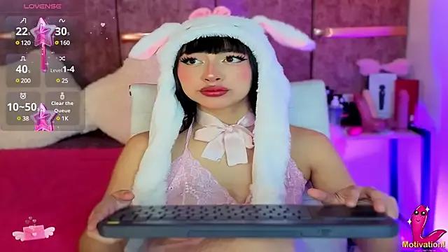 Customizable and immersive: Energize your taste buds and checkout our delicious choice of amateur cams liveshows with excited livestreamers getting their sweet physiques pounded with their beloved vibrating toys.