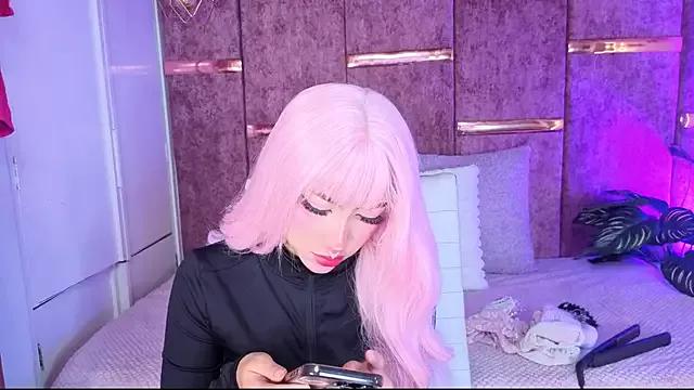 Customizable and immersive: Energize your taste buds and checkout our delicious choice of amateur cams liveshows with excited livestreamers getting their sweet physiques pounded with their beloved vibrating toys.