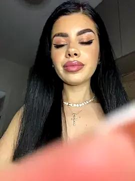 Customizable and immersive: Energize your taste buds and checkout our delicious choice of amateur cams liveshows with excited livestreamers getting their sweet physiques pounded with their beloved vibrating toys.