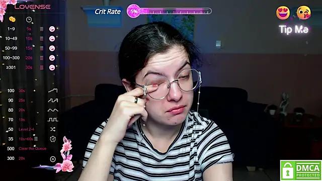 Aminabeatris from StripChat is Freechat