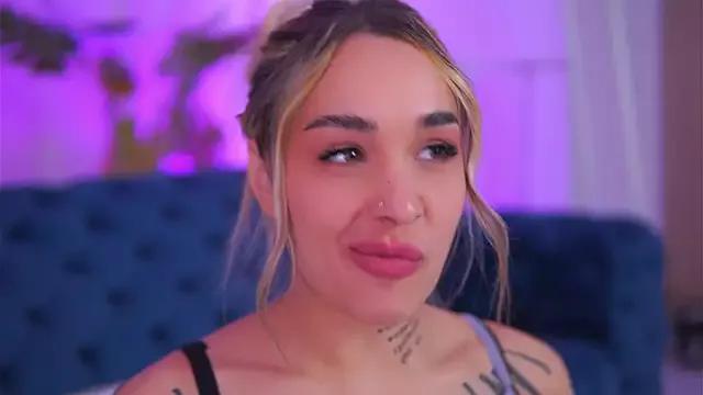 Customizable and immersive: Energize your taste buds and checkout our delicious choice of amateur cams liveshows with excited livestreamers getting their sweet physiques pounded with their beloved vibrating toys.