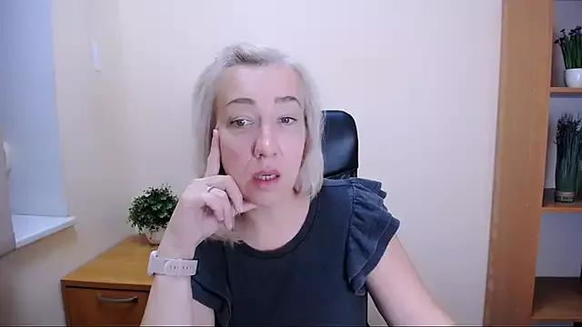 Photos of Amor_fati_ from StripChat is Freechat