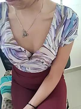 Amorous_Emily_Diva from StripChat is Freechat