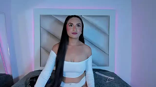Andreacam_js from StripChat is Freechat