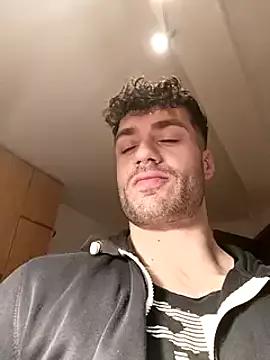 Andreatopbot from StripChat is Freechat