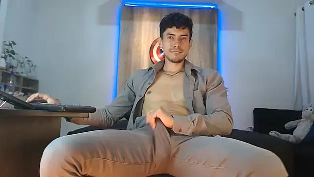 Andrew_4_ from StripChat is Freechat