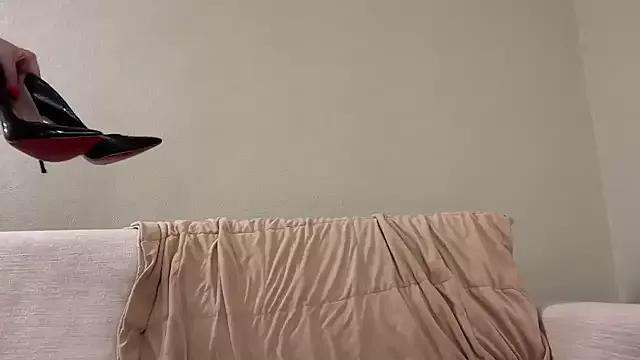 Ange1Alexis from StripChat is Freechat