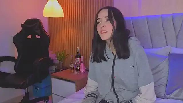 angel__kiss from StripChat is Freechat