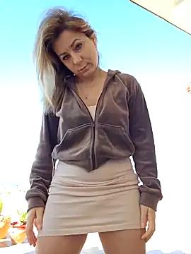 Photos of angela_88 from StripChat is Freechat