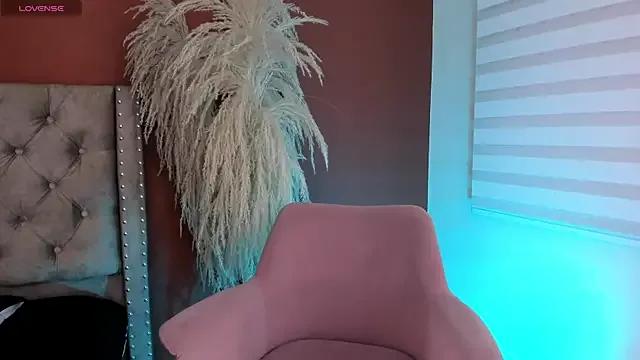 angela_fiory from StripChat is Freechat