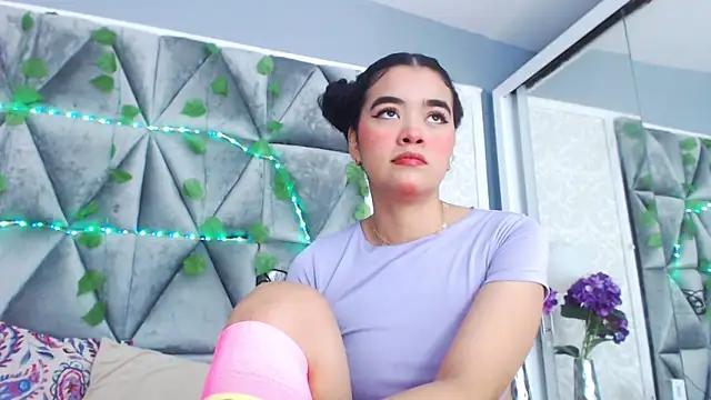 Customizable and immersive: Energize your taste buds and checkout our delicious choice of amateur cams liveshows with excited livestreamers getting their sweet physiques pounded with their beloved vibrating toys.