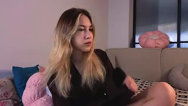 Customizable and immersive: Energize your taste buds and checkout our delicious choice of amateur cams liveshows with excited livestreamers getting their sweet physiques pounded with their beloved vibrating toys.