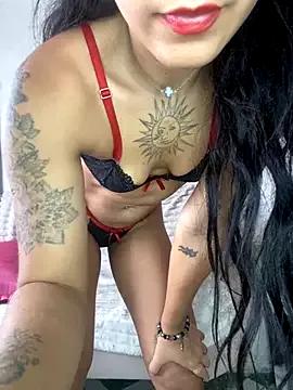 angellhott from StripChat is Freechat