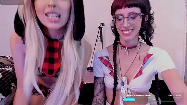 Anhell_666 from StripChat is Freechat