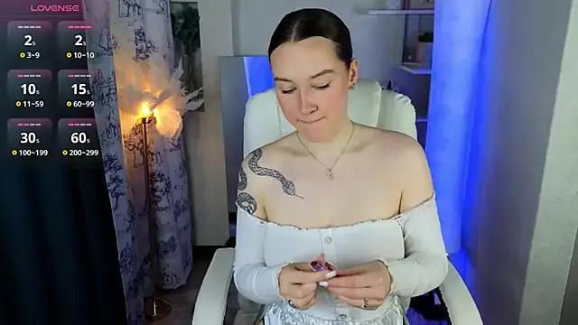 Customizable and immersive: Energize your taste buds and checkout our delicious choice of amateur cams liveshows with excited livestreamers getting their sweet physiques pounded with their beloved vibrating toys.