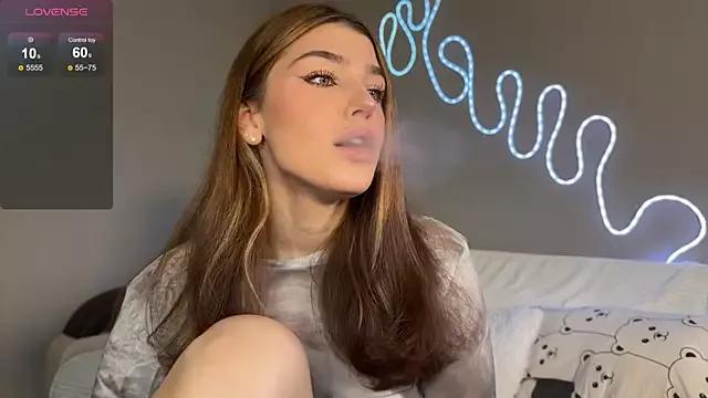 Customizable and immersive: Energize your taste buds and checkout our delicious choice of amateur cams liveshows with excited livestreamers getting their sweet physiques pounded with their beloved vibrating toys.
