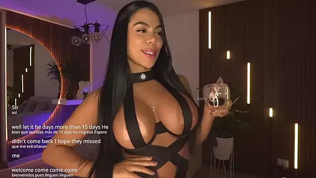 Customizable and immersive: Energize your taste buds and checkout our delicious choice of amateur cams liveshows with excited livestreamers getting their sweet physiques pounded with their beloved vibrating toys.