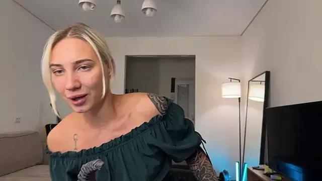 Customizable and immersive: Energize your taste buds and checkout our delicious choice of amateur cams liveshows with excited livestreamers getting their sweet physiques pounded with their beloved vibrating toys.