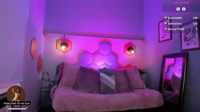 Customizable and immersive: Energize your taste buds and checkout our delicious choice of amateur cams liveshows with excited livestreamers getting their sweet physiques pounded with their beloved vibrating toys.