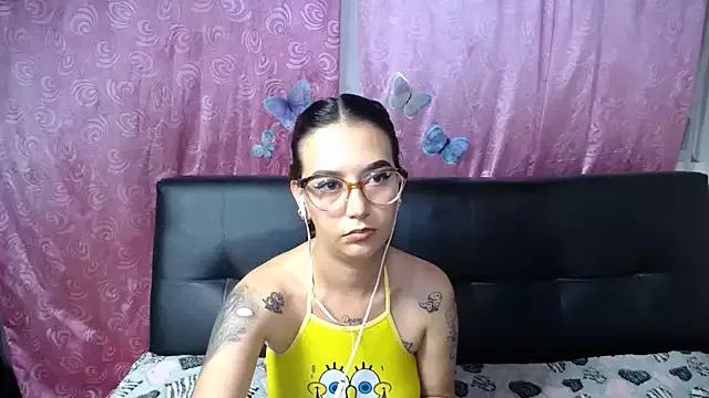 Annerainhoot from StripChat is Freechat