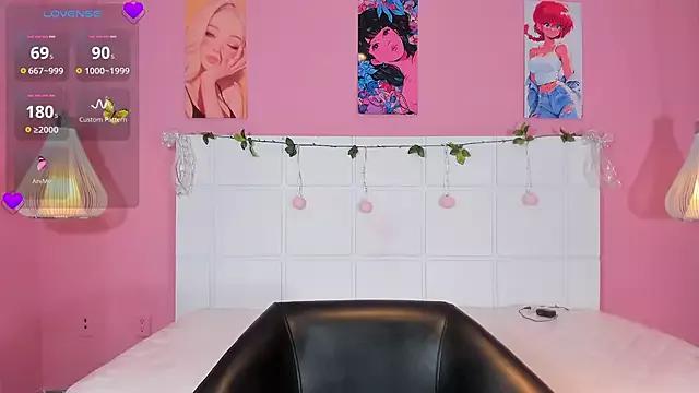 Customizable and immersive: Energize your taste buds and checkout our delicious choice of amateur cams liveshows with excited livestreamers getting their sweet physiques pounded with their beloved vibrating toys.