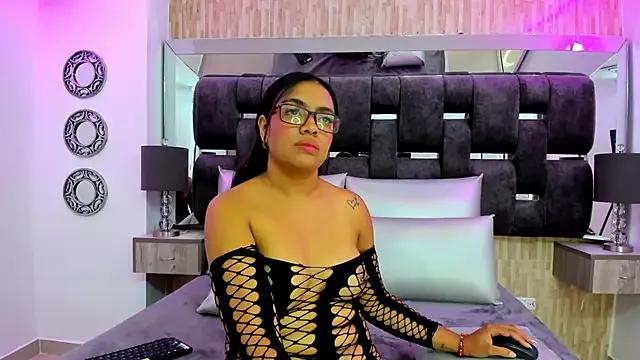 Annie-Alessio from StripChat is Freechat