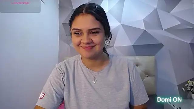 AnniHOTKitty from StripChat is Freechat