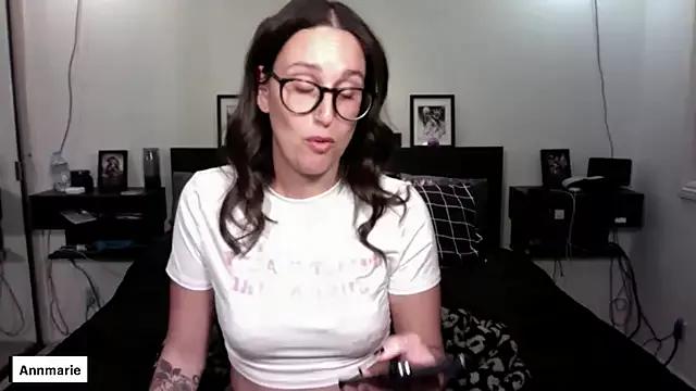 annmarieferrara from StripChat is Freechat