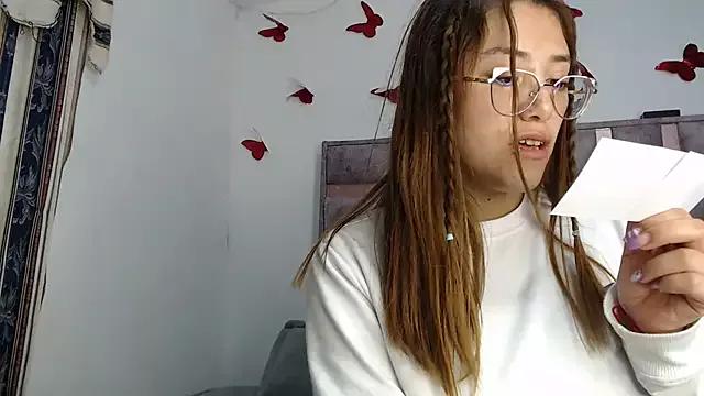 Customizable and immersive: Energize your taste buds and checkout our delicious choice of amateur cams liveshows with excited livestreamers getting their sweet physiques pounded with their beloved vibrating toys.