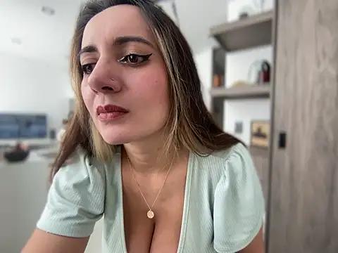 Customizable and immersive: Energize your taste buds and checkout our delicious choice of amateur cams liveshows with excited livestreamers getting their sweet physiques pounded with their beloved vibrating toys.