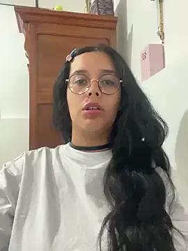 Annya-sweet from StripChat is Freechat