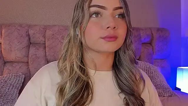 AnnyLopezz_ from StripChat is Freechat